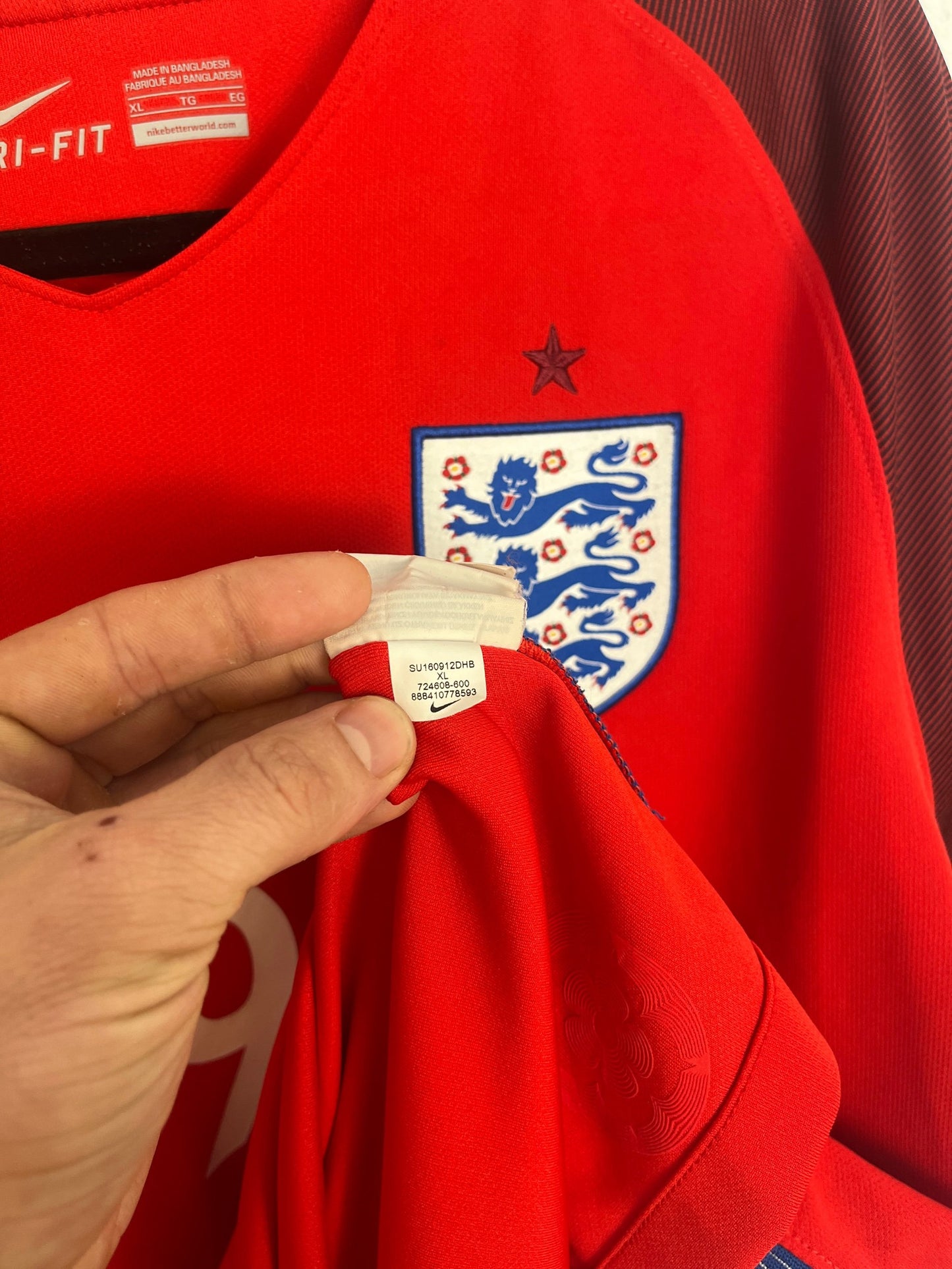 England 2016 Away Extra Large Kane 9