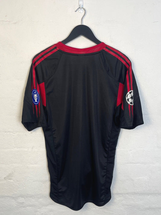 Bayern Munich 2004/05 Champions League Medium