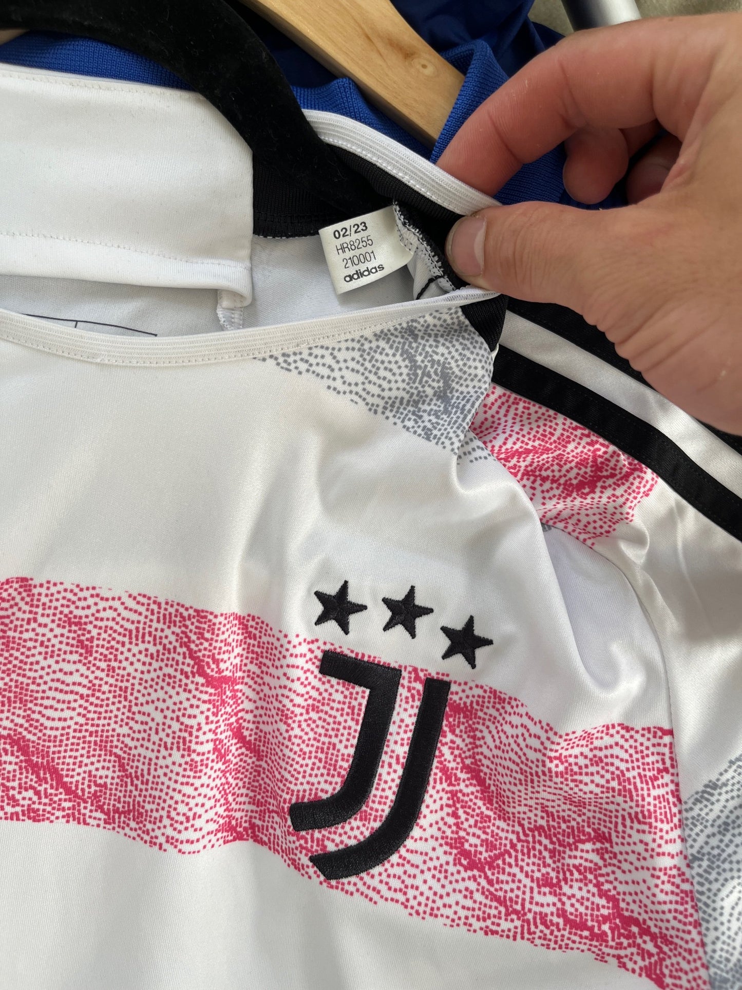 Juventus 2023/24 Away Small