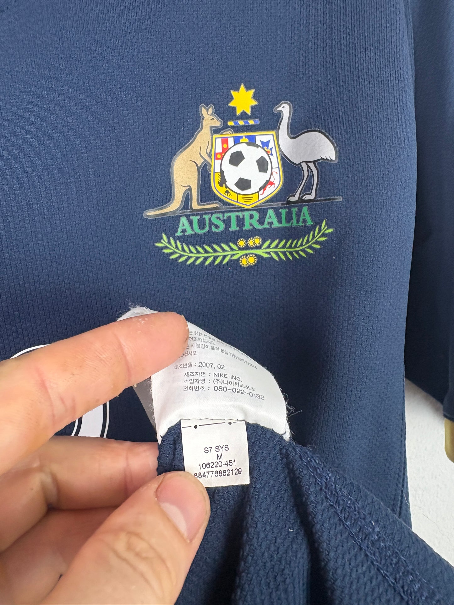 Australia 2006 Away Nike Football Shirt M Viduka 9