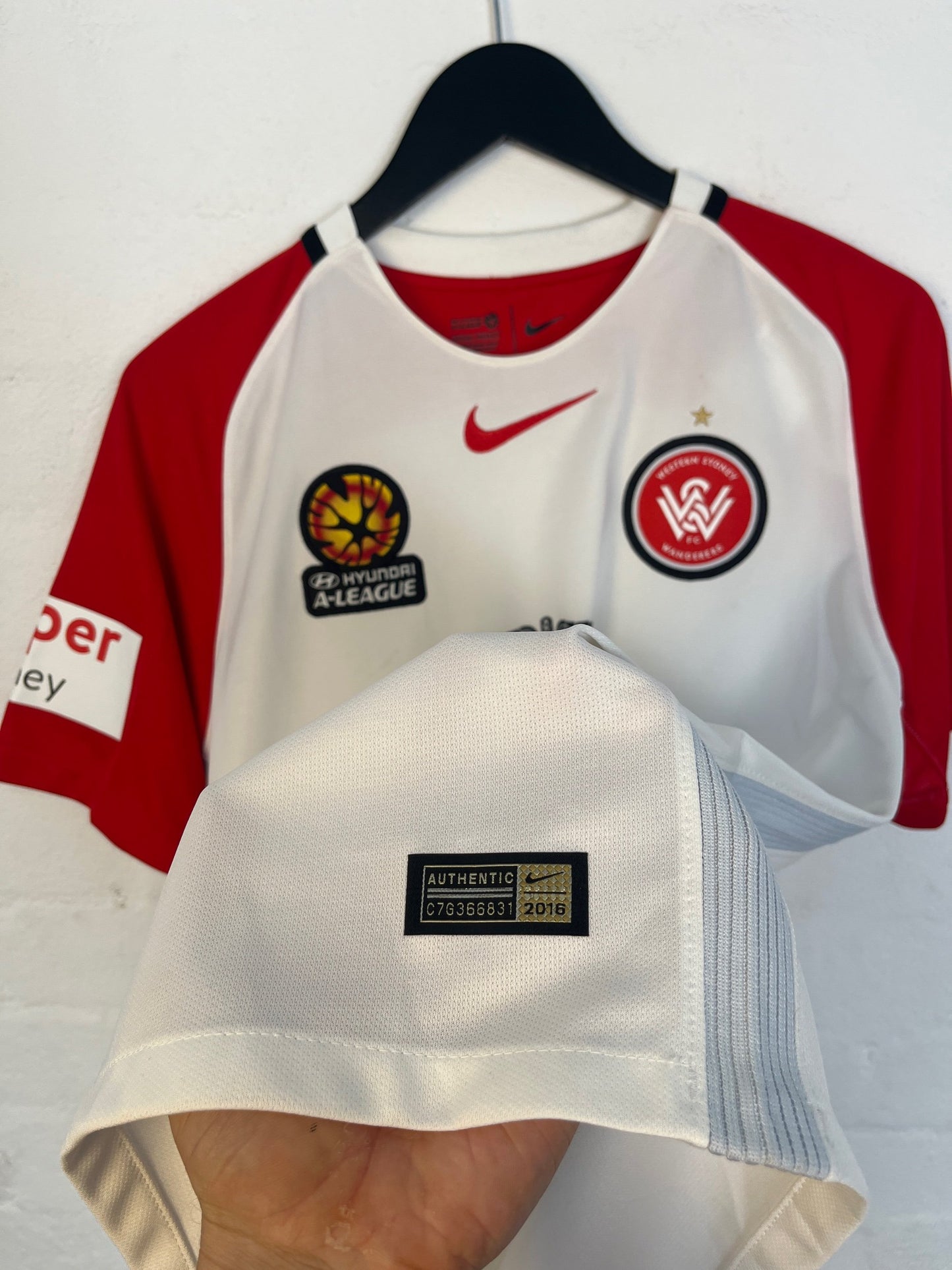 Wester Sydney 2016/17 Away Medium