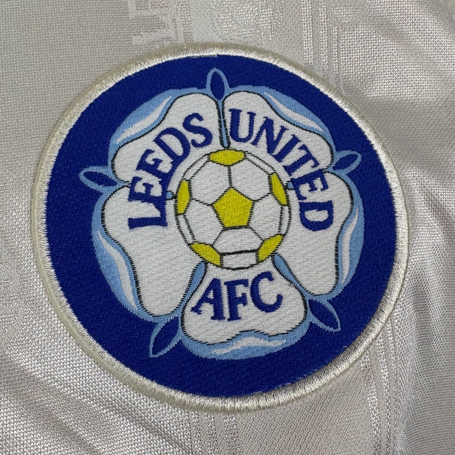 Leeds 1997/98 Home Extra Large Kewell 19