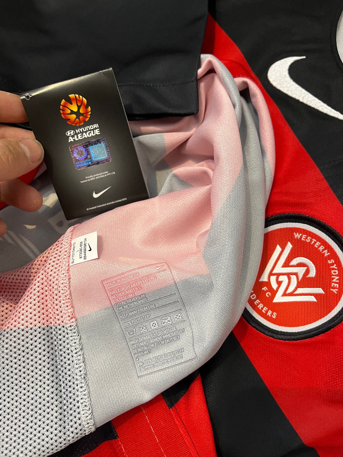 Western Sydney 2015/16 Home Large (Kitroom)