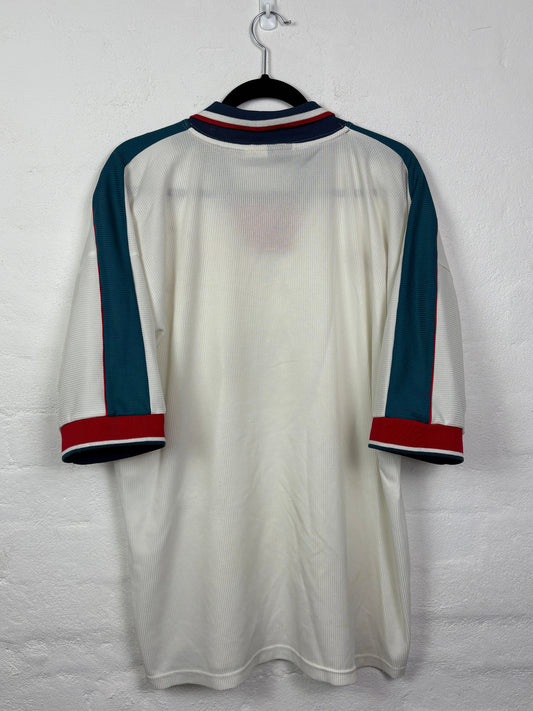 Southampton 1997/98 Away Extra Large