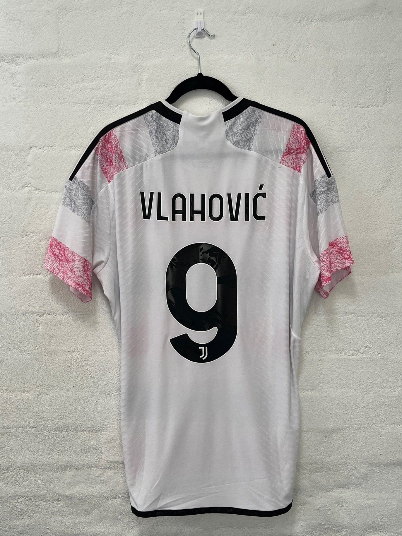 Juventus 2023/24 Away XL Vlahovic 9 (Match Spec)