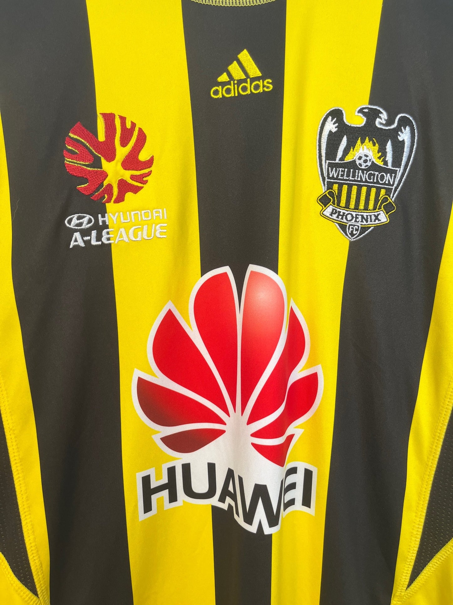 Wellington Phoenix 2013 Home MEDIUM (Long Sleeve)