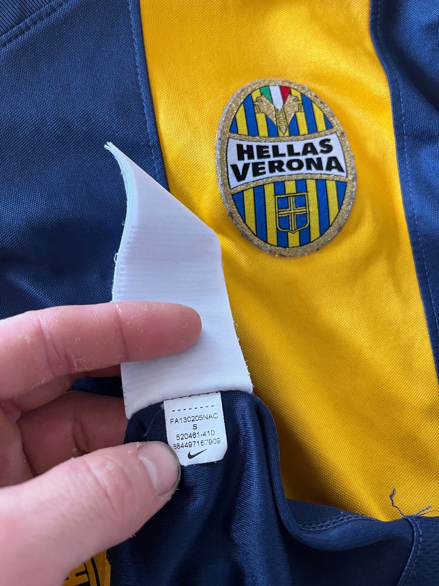 Hella Verona 2013/14 Home Small Toni 9