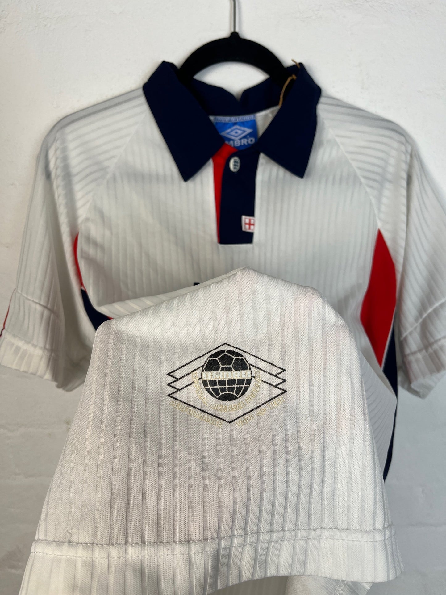 England 1997/98 Home Medium