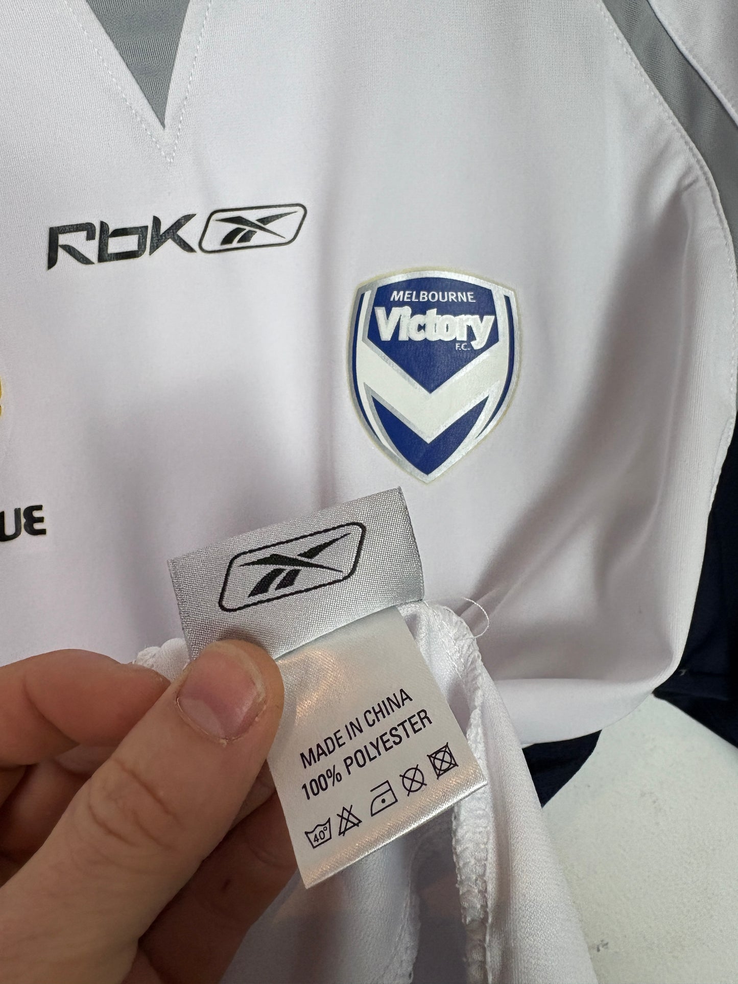 Melbourne Vic 2005/06 Away Large