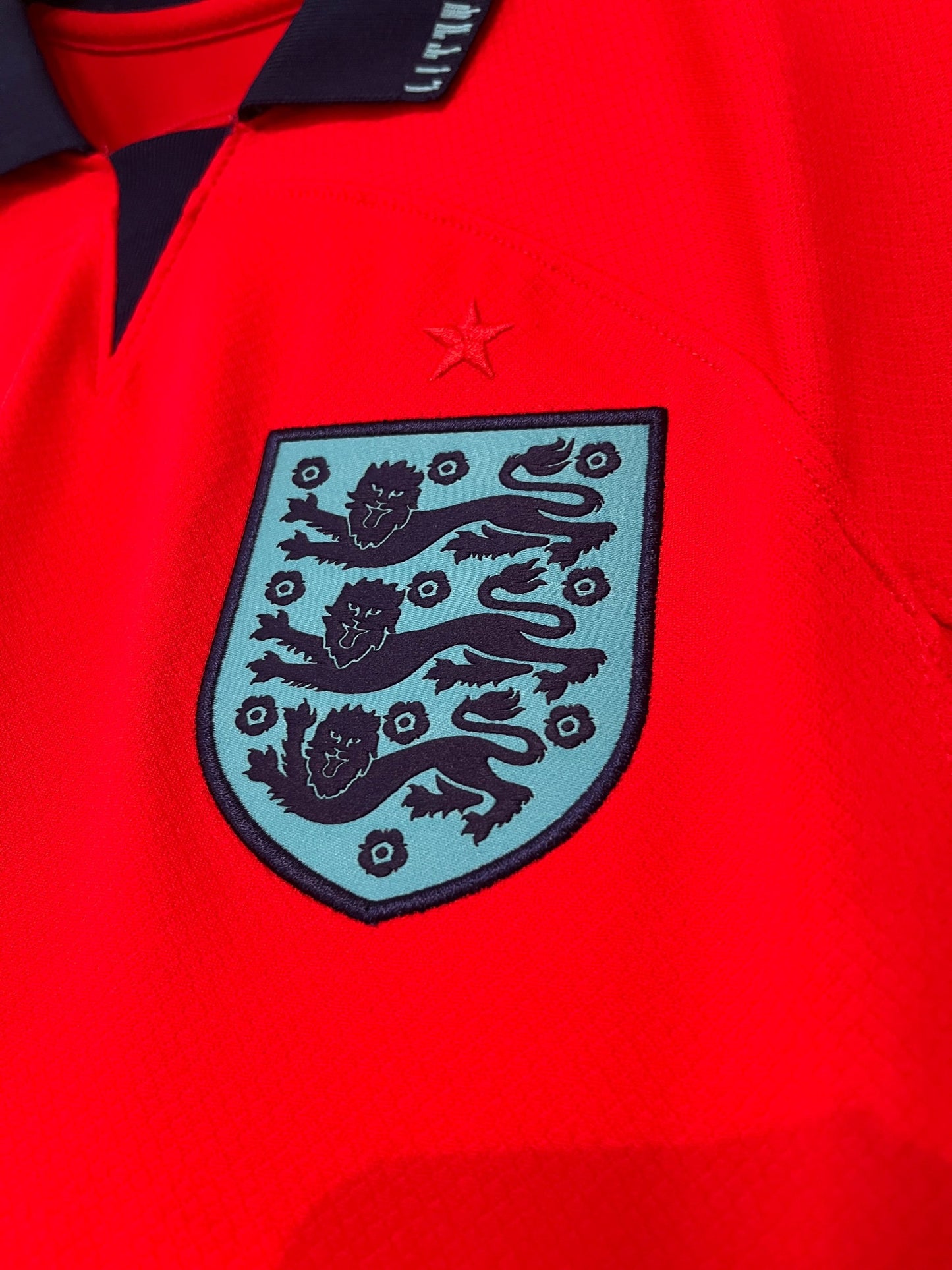 England 2022 Away Small