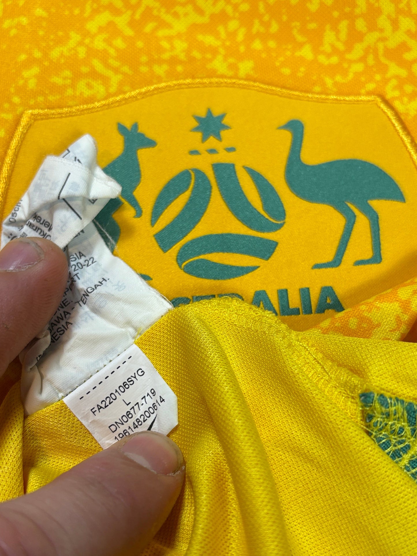 Australia 2022 Home Nike Football Shirt Large