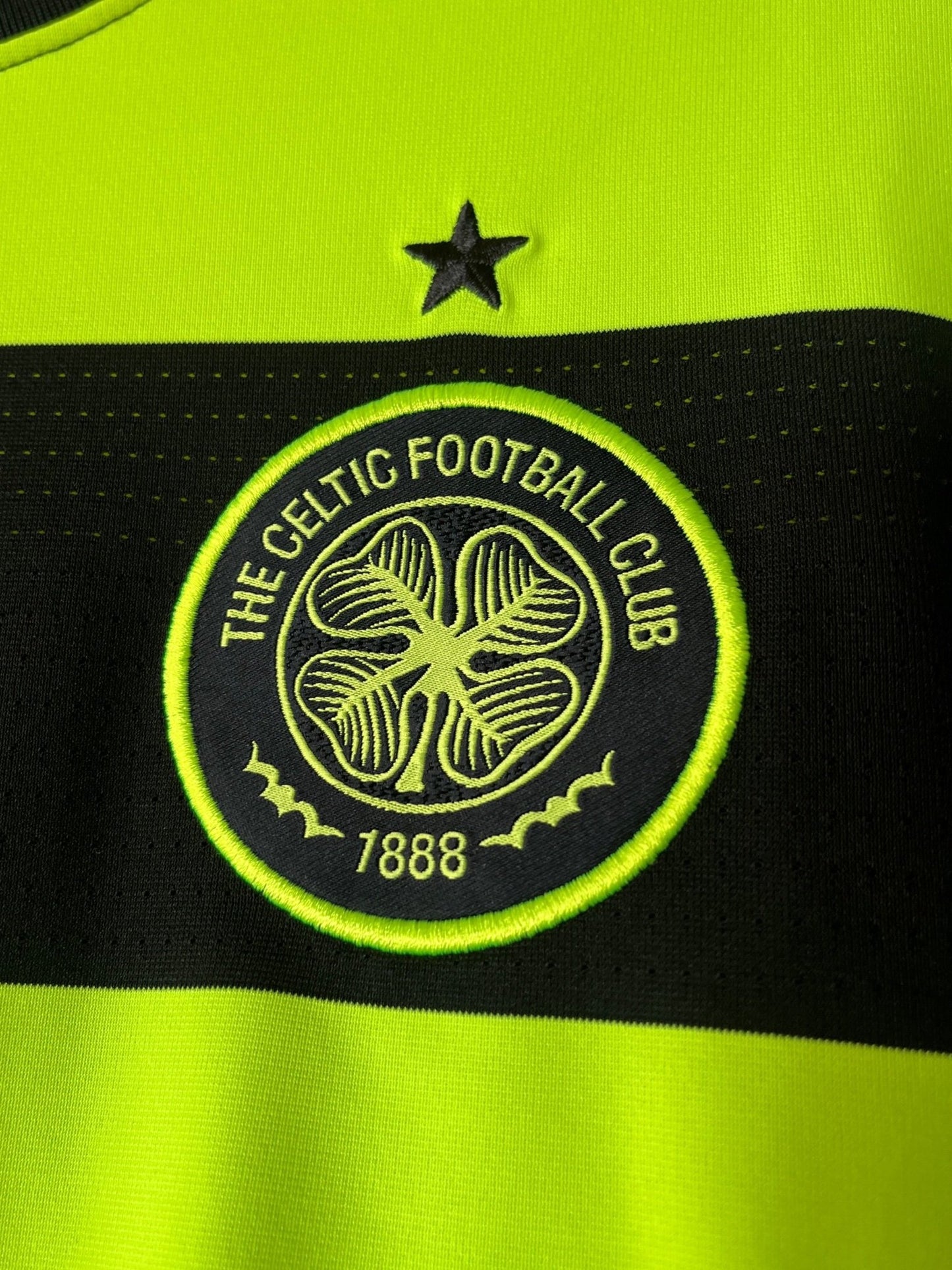 Celtic 2009/10 Away Medium (Long Sleeve)