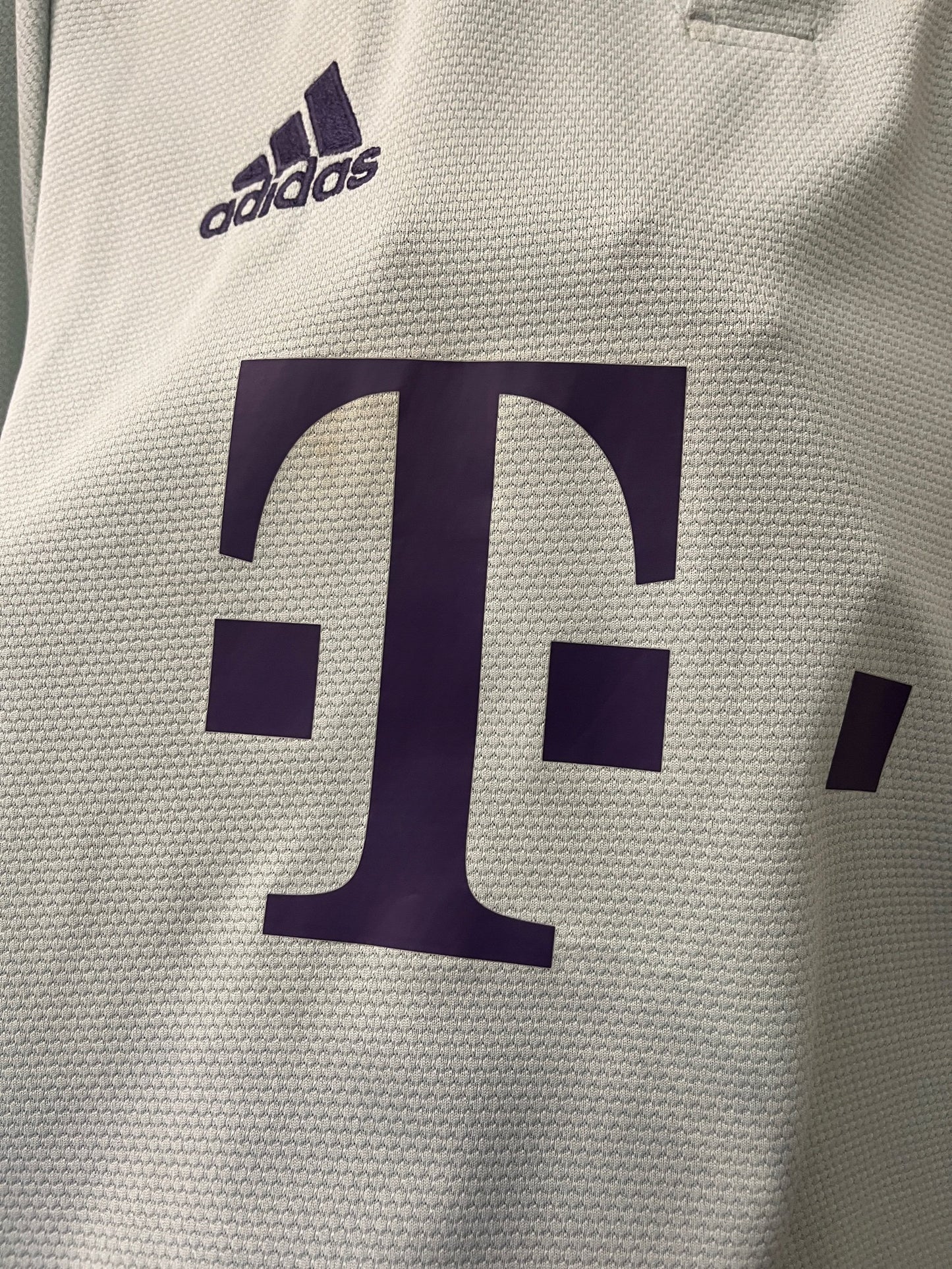 Bayern Munich 2018/19 Away Medium