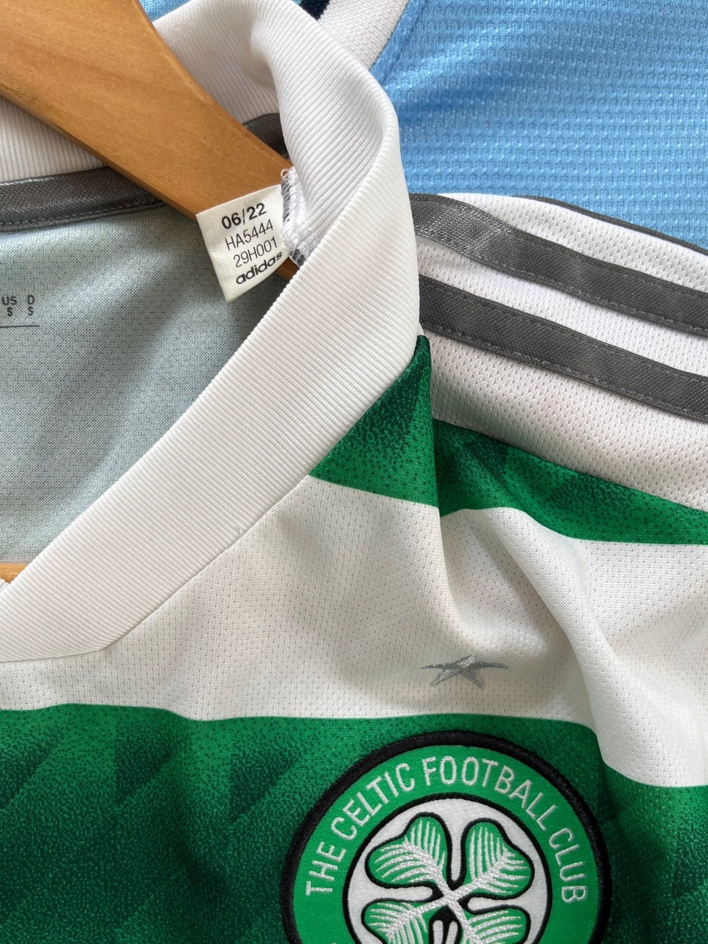 Celtic 2022/23 Home Small
