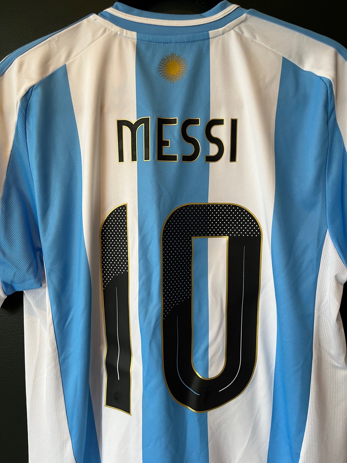 Argentina 2024 Home Medium Messi 10