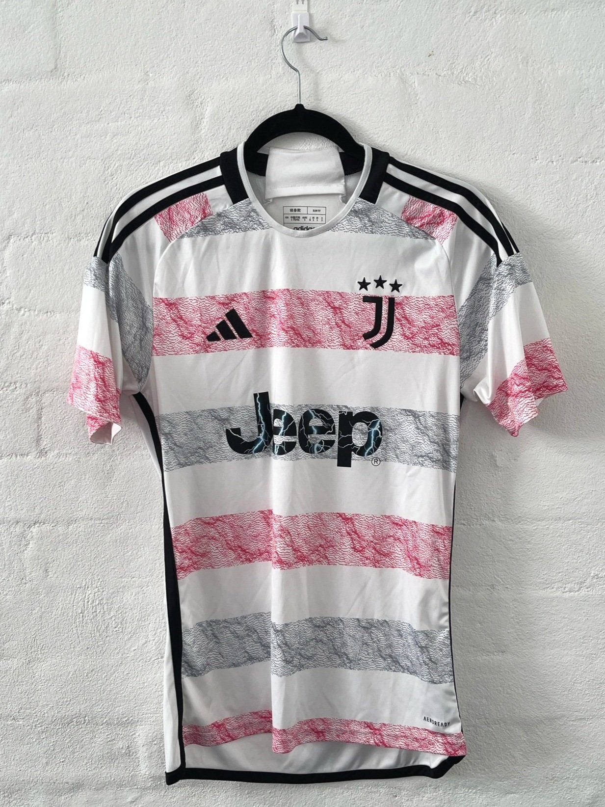 Juventus 2023/24 Away Small