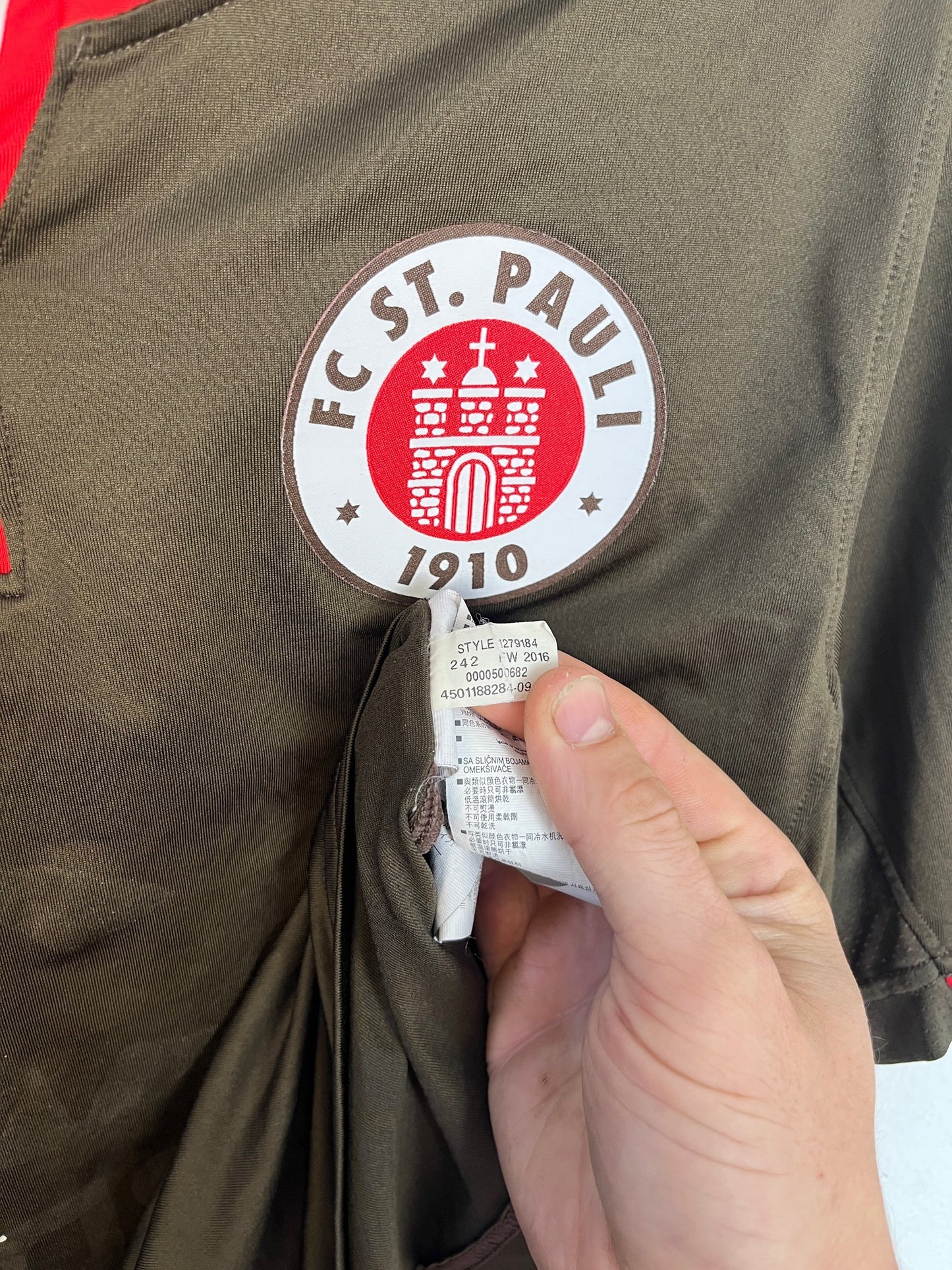 St Pauli 2016 Home Medium