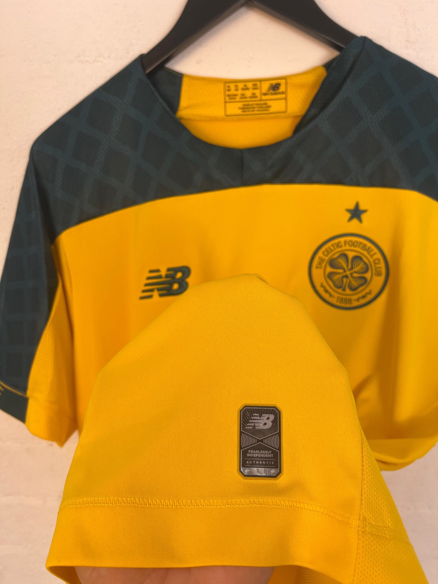 Celtic 2018/19 Away Extra Large