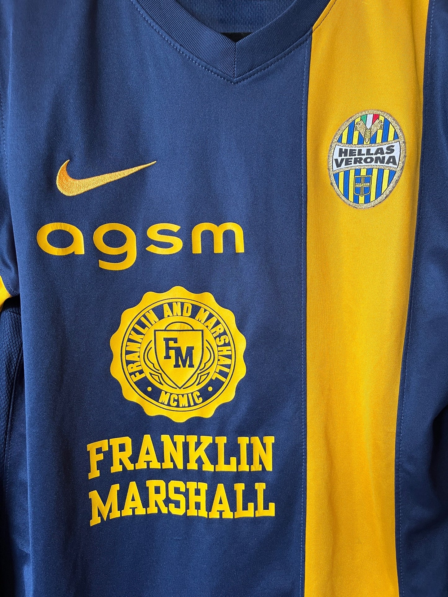 Hella Verona 2013/14 Home Small Toni 9