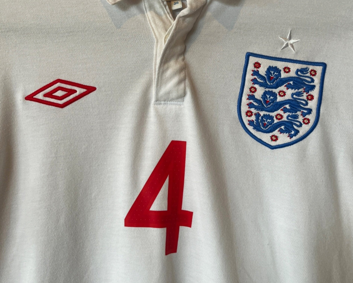 England 2010 Home 36 Gerrard 4