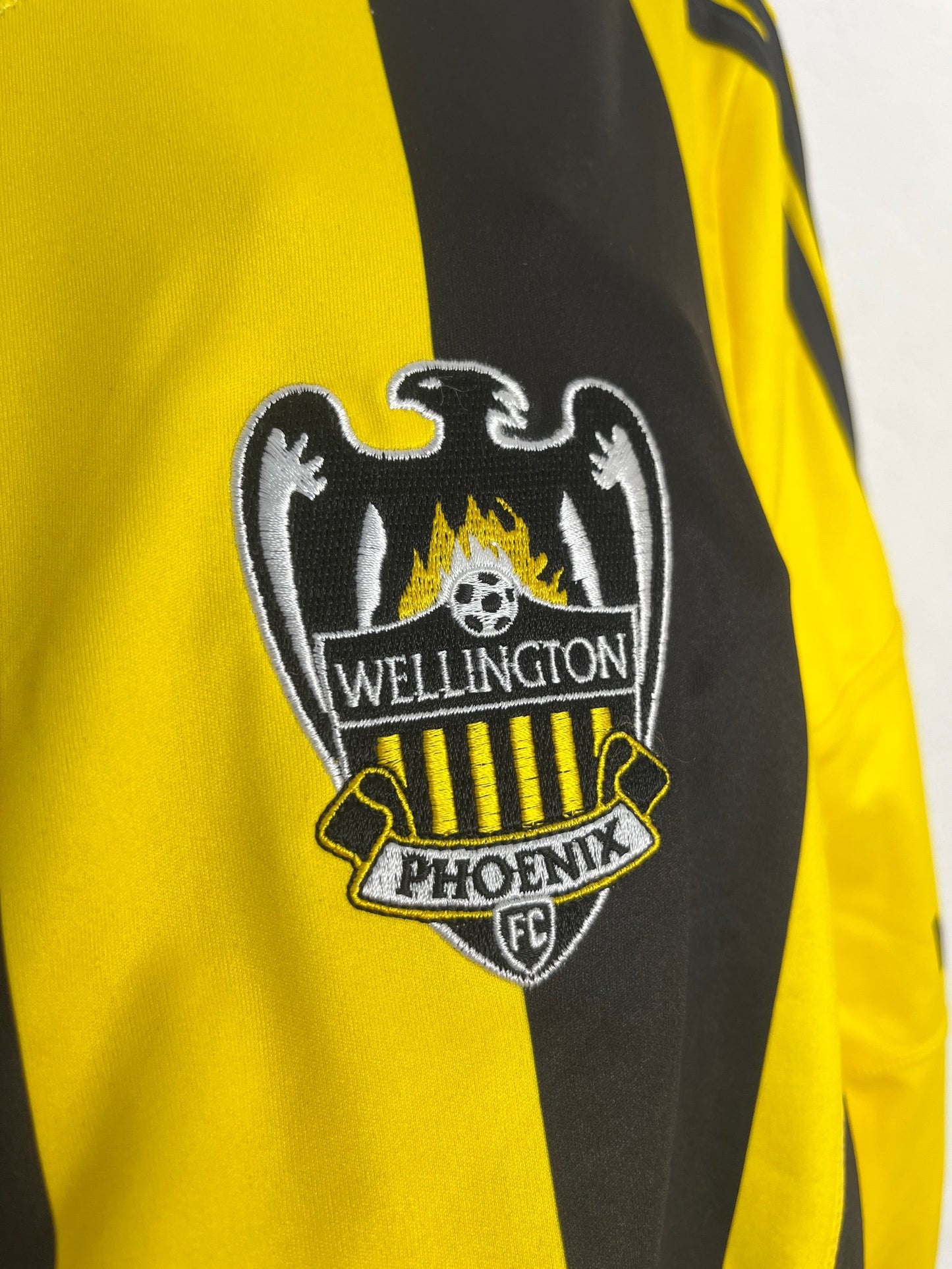 Wellington Phoenix 2013 Home MEDIUM (Long Sleeve)