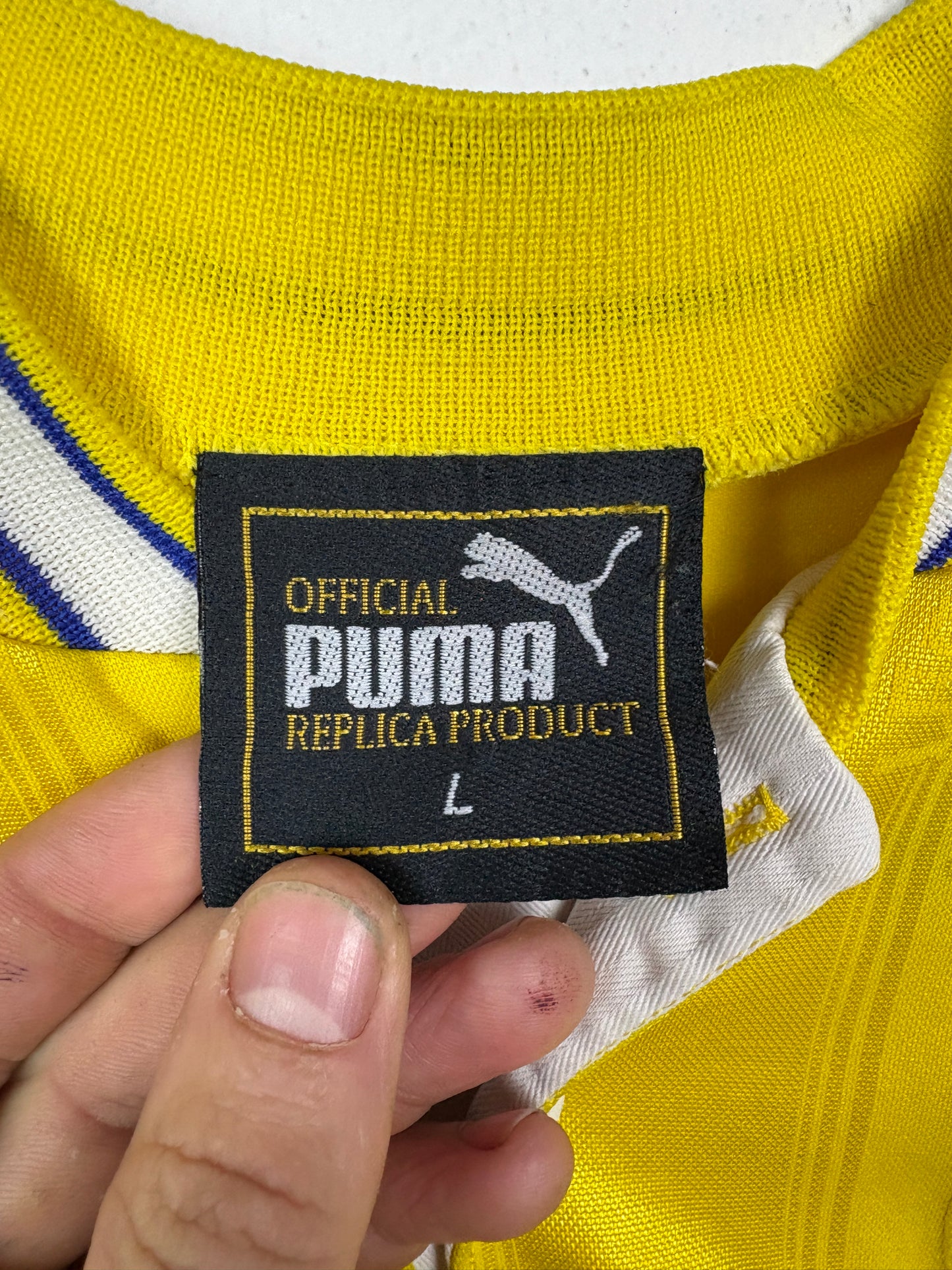 Leeds 1997/98 Away Large Kewell 19