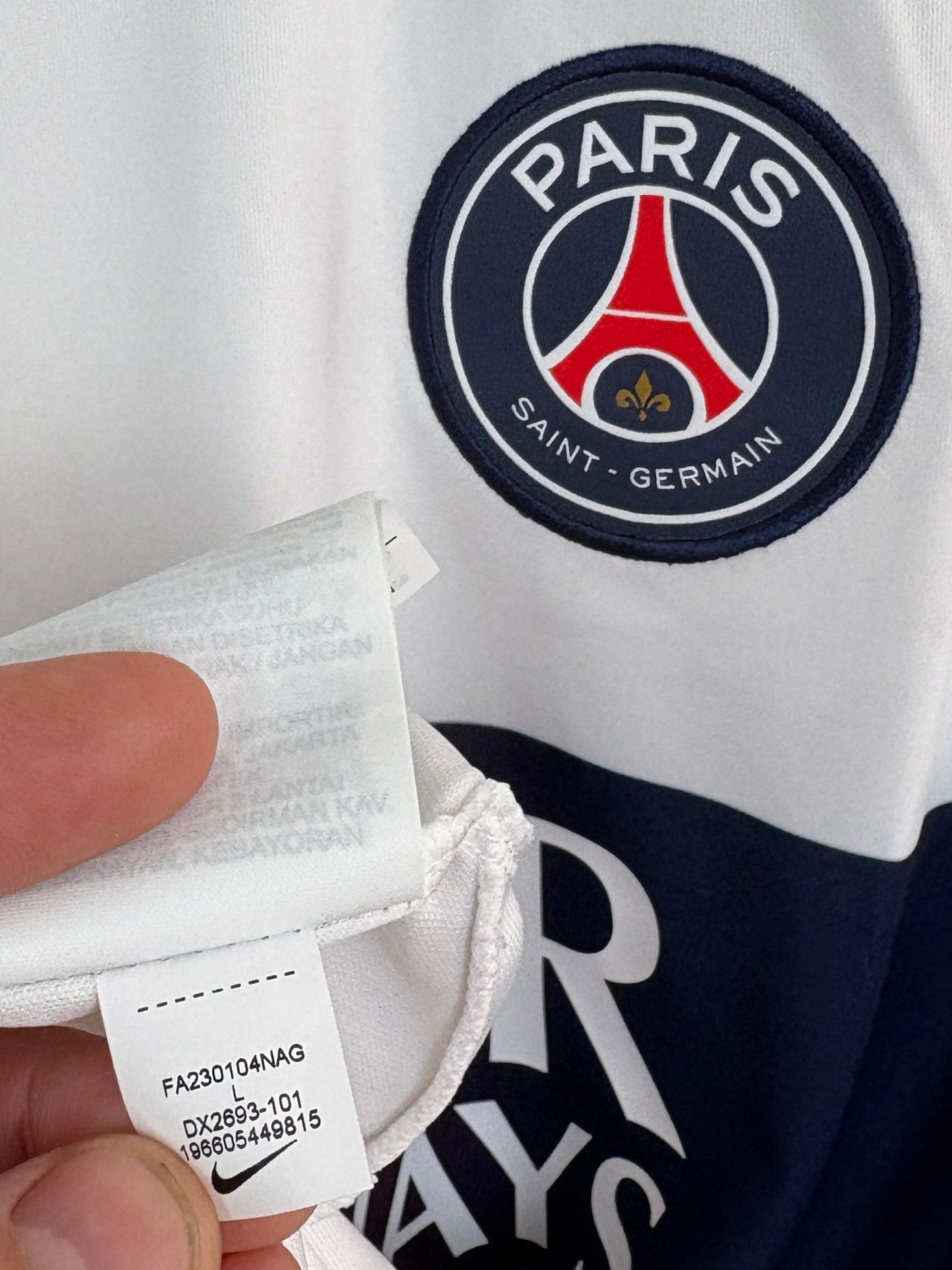 PSG 2023/24 Away L Mbappe 7
