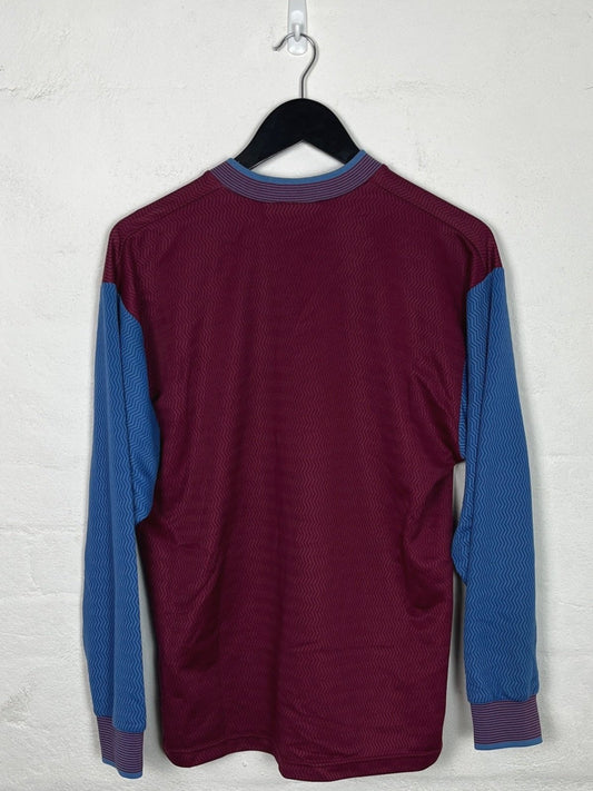 Aston Villa 1997/98 Home Medium (Long Sleeve)