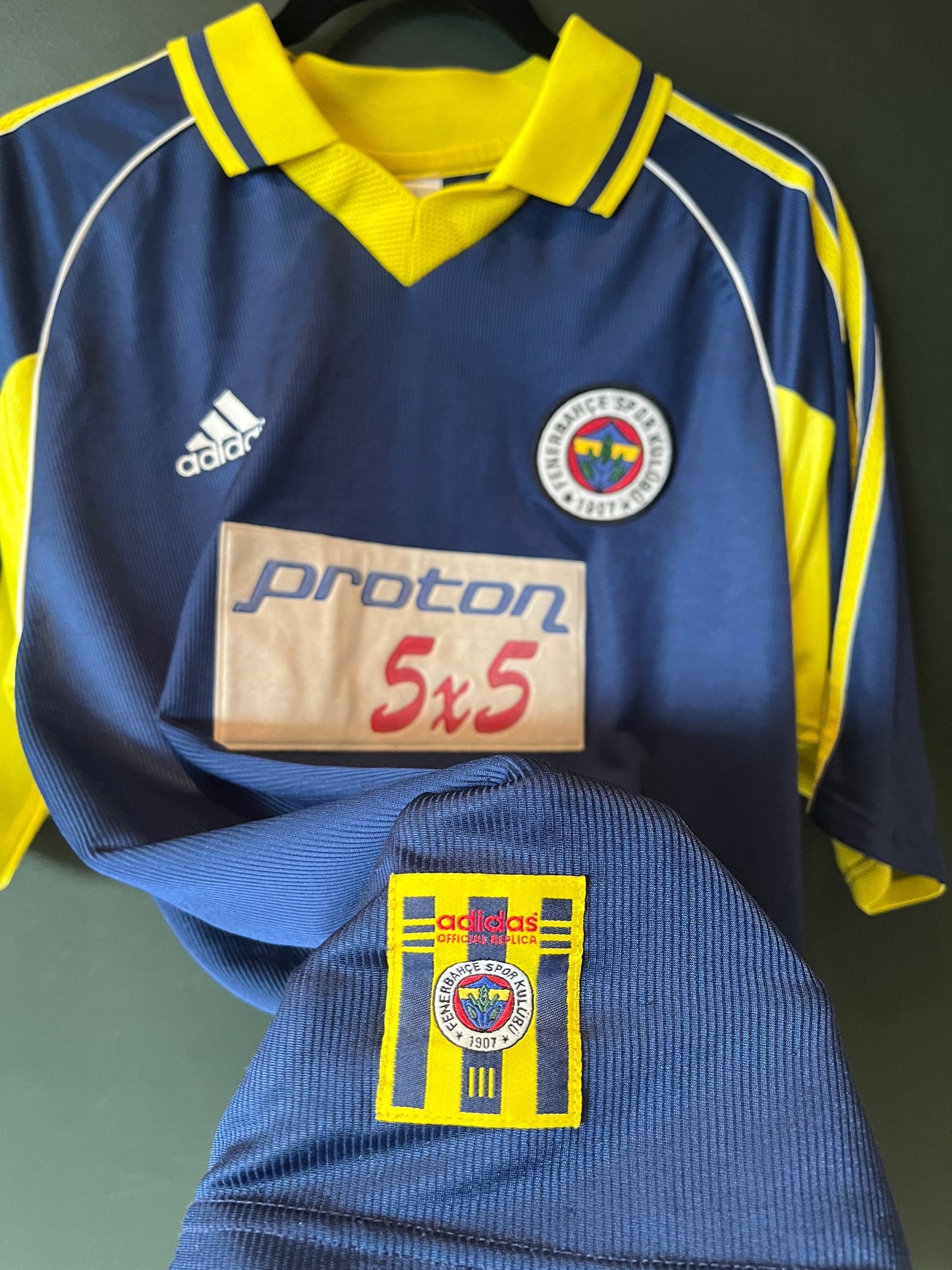 Fenerbahçe 1999/00 Away Medium