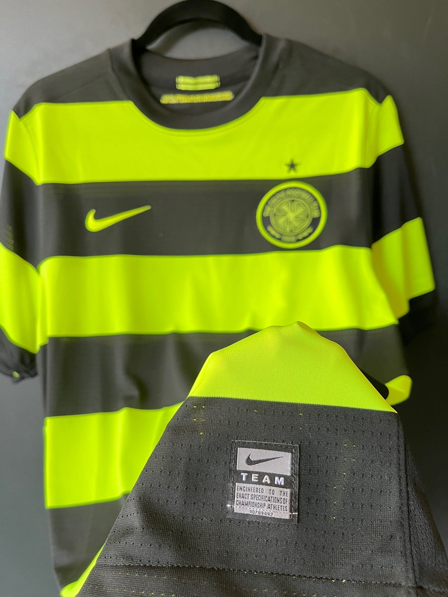 Celtic 2009/10 Away Medium *BNWT*