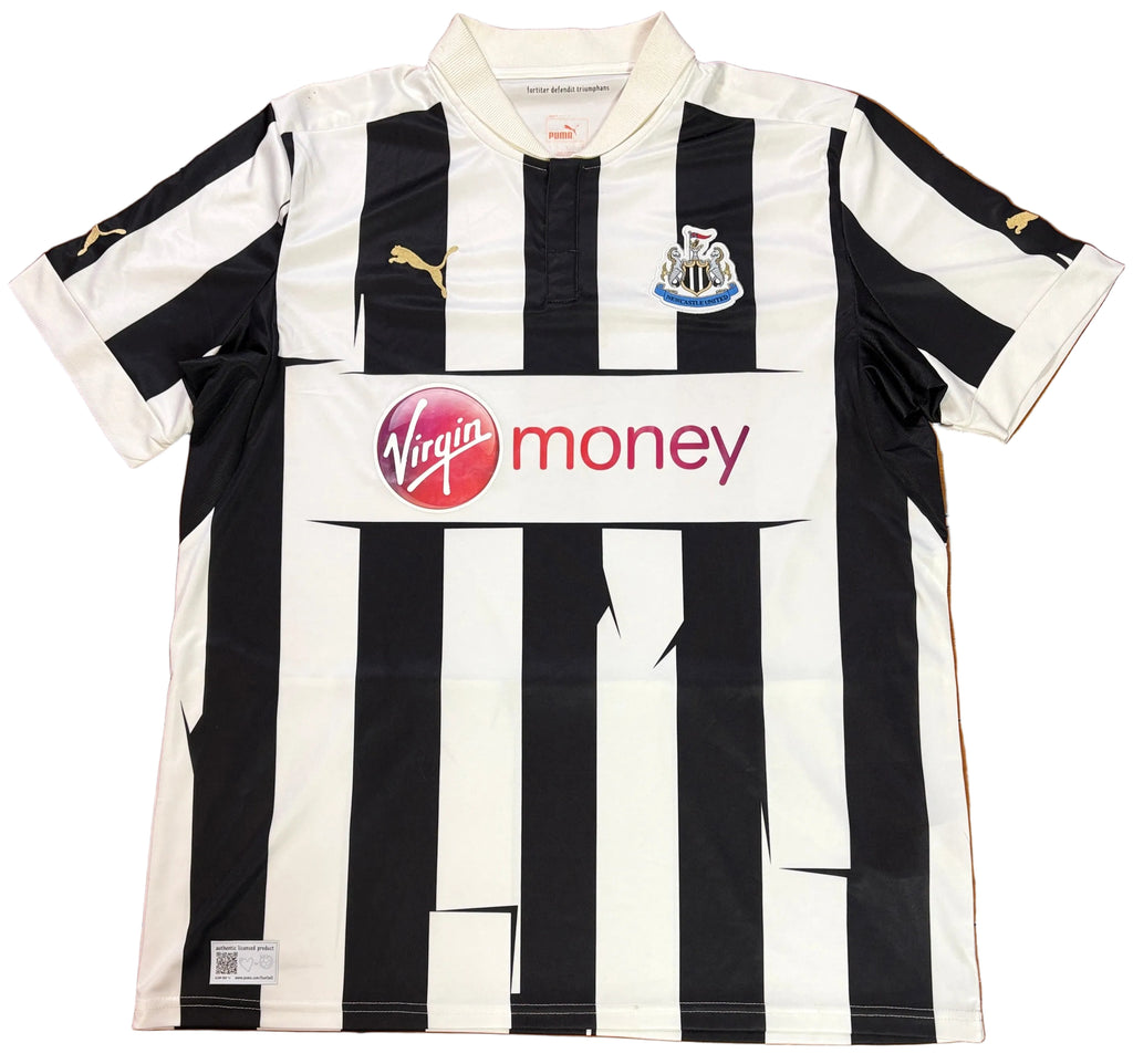 Newcastle United 2012/13 Home Puma Football Shirt Extra Large