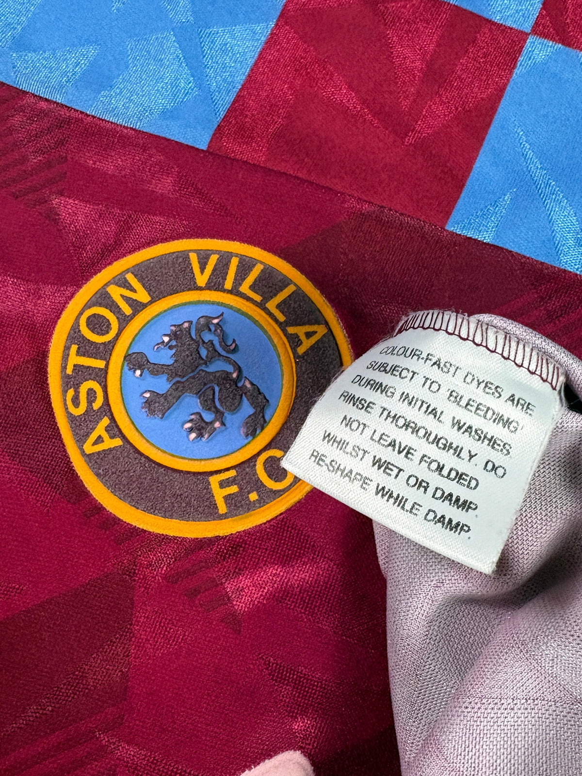 Aston Villa 1990/92 Home Umbro Football Shirt Extra Large