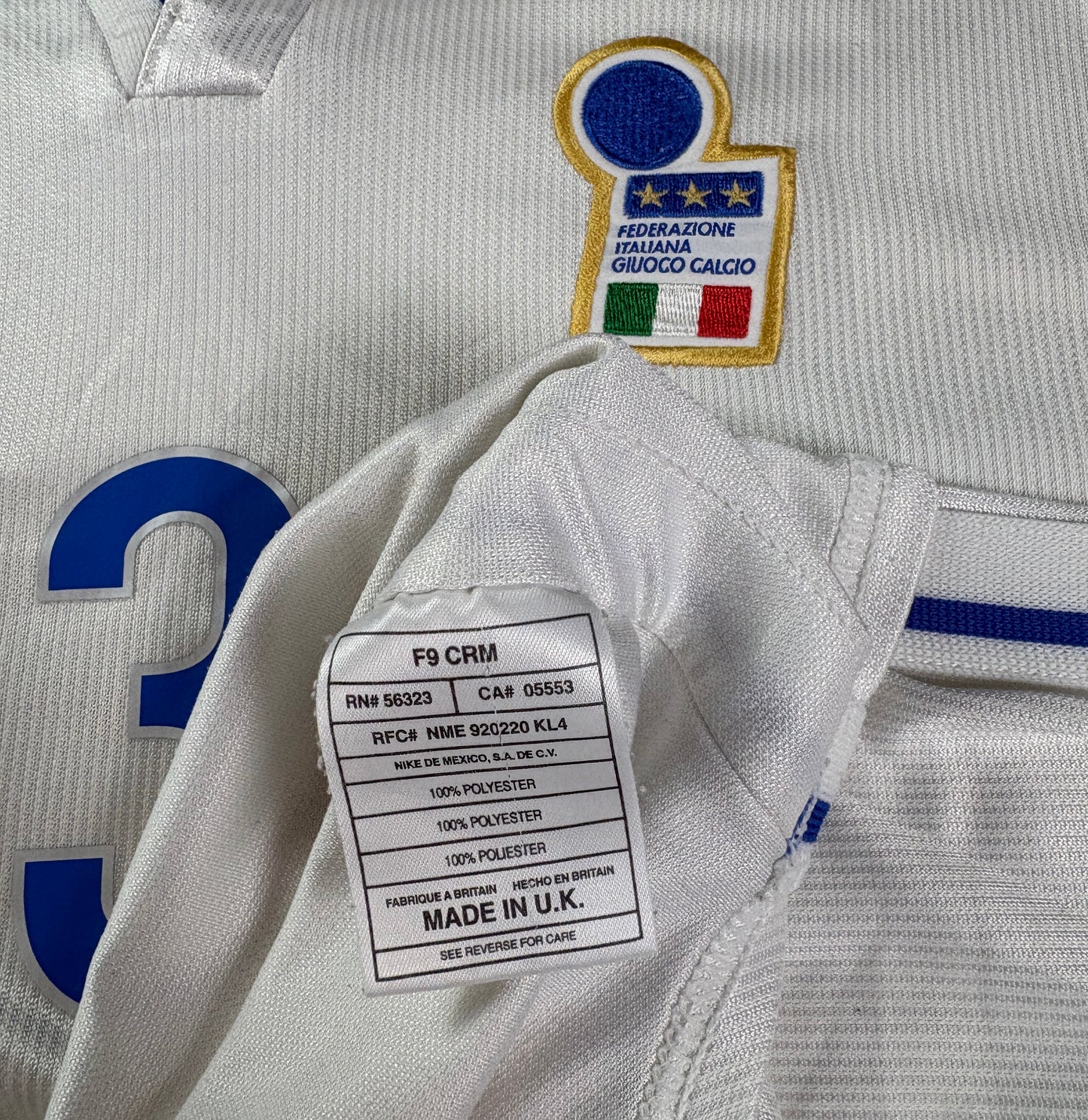 Italy	1998 Away Nike Football Shirt Large Maldini 3
