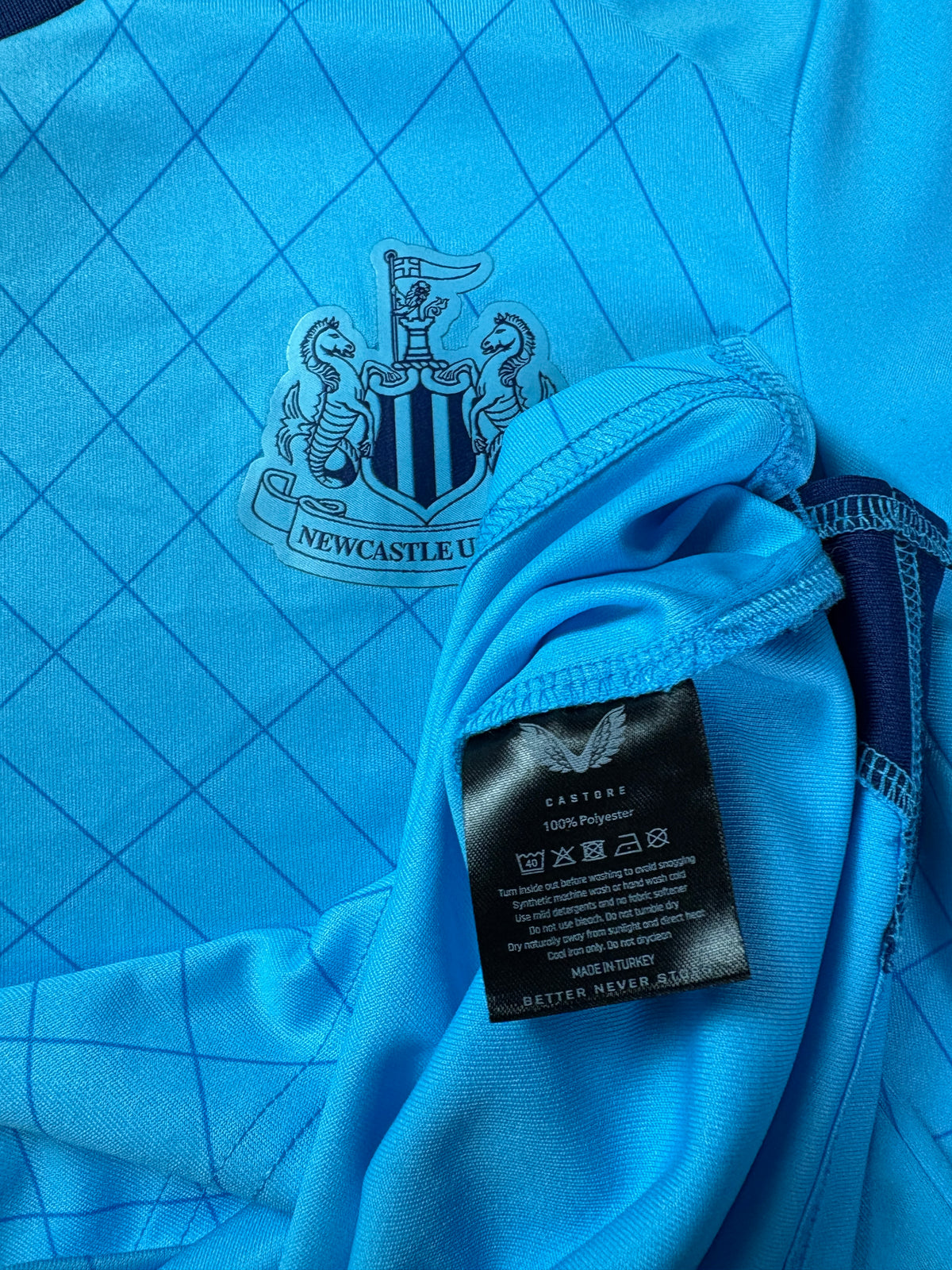 Newcastle United 2021/22 Third Castore Football Shirt Small