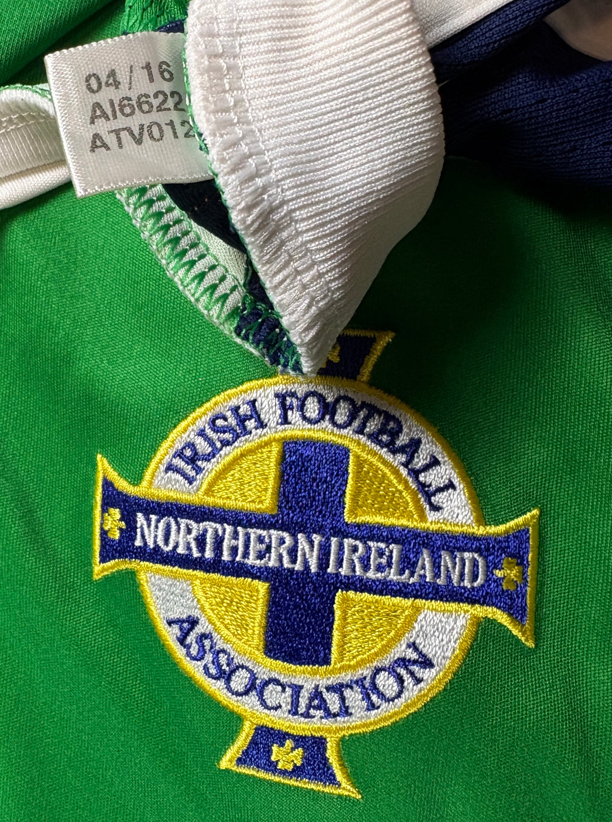 Norther Ireland 2016/17 Home Adidas Football Shirt Medium