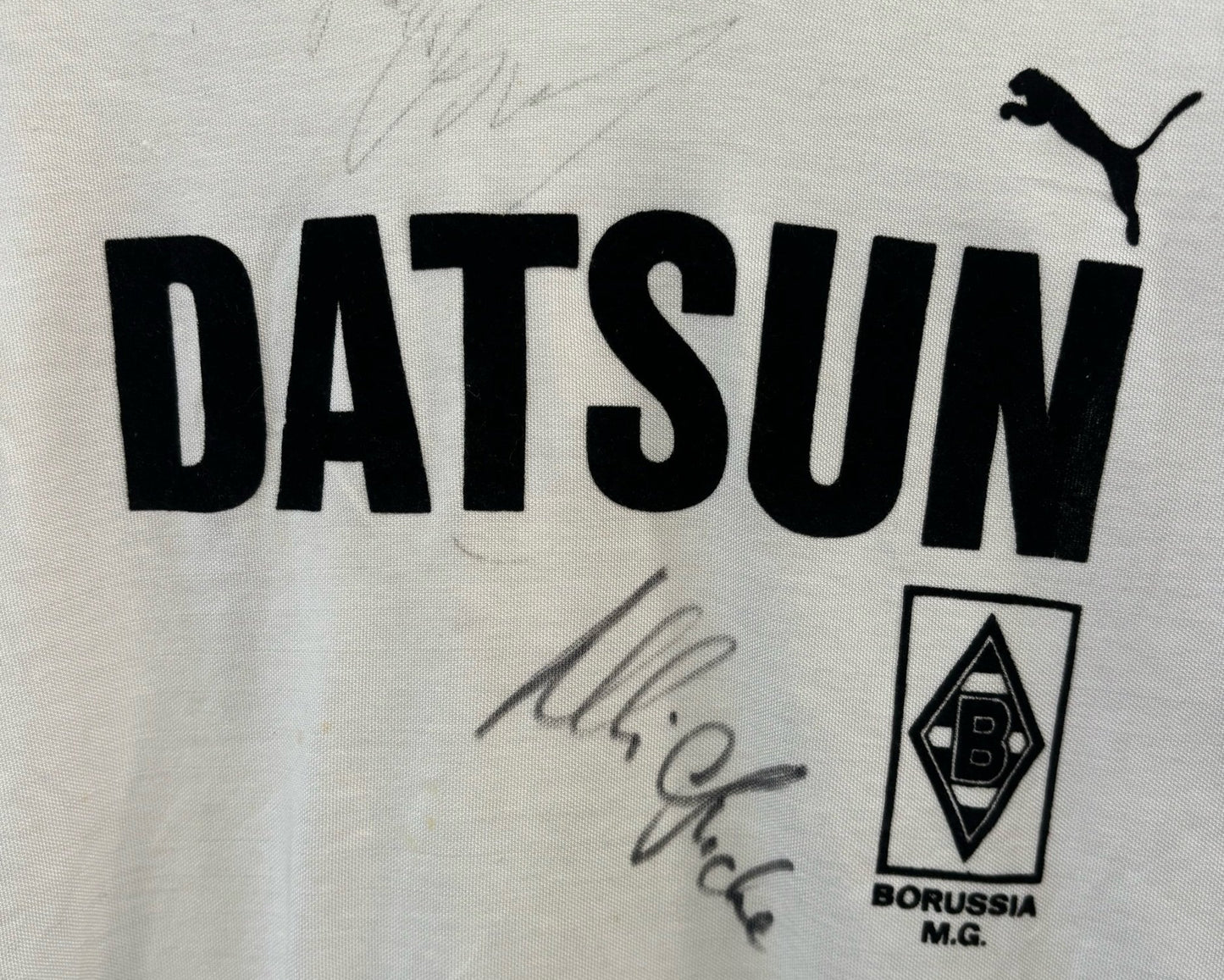 Borussia Monchengladbach 1981/82	Home Medium