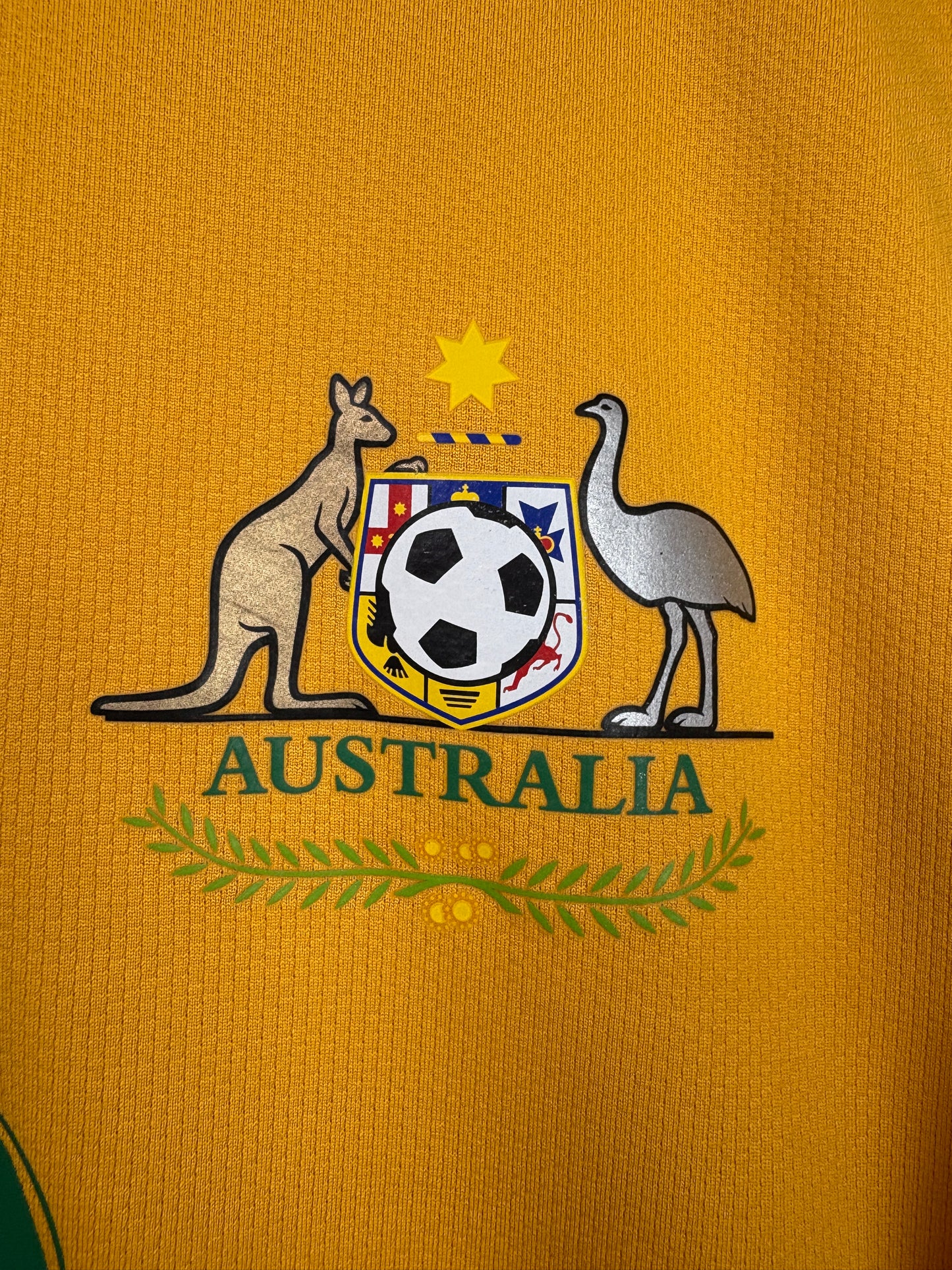 Australia 2006 Home Nike Football Shirt M Bresciano 23