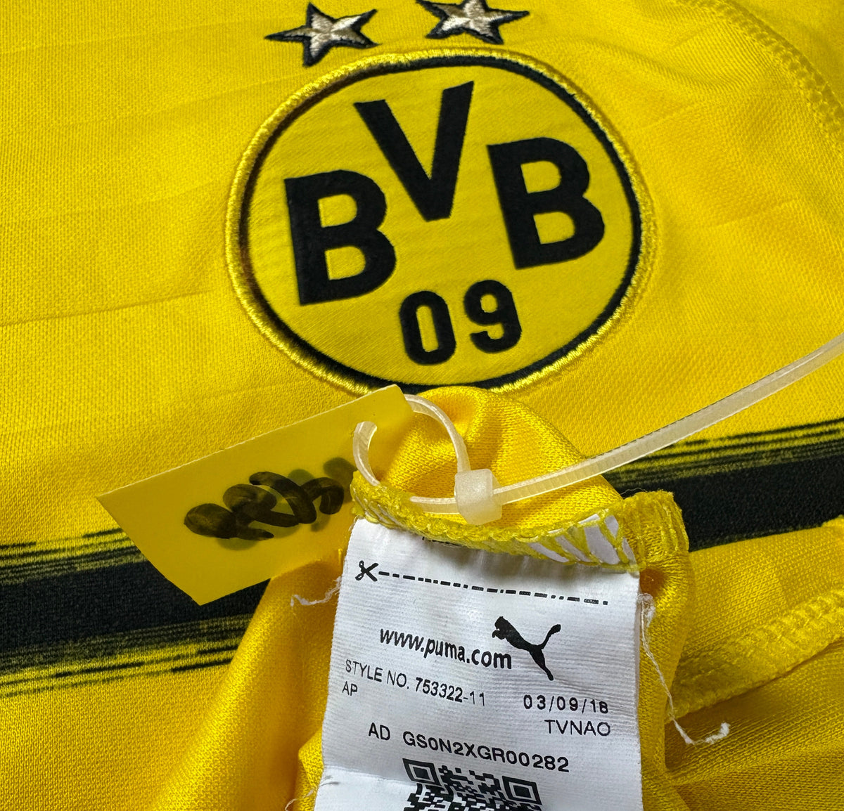Dortmund 2018/19 Home Puma Football Shirt Small