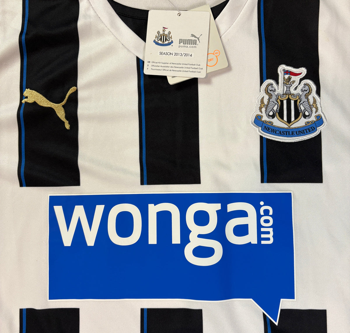 Newcastle United 2013/14 Home Puma Football Shirt Extra Large