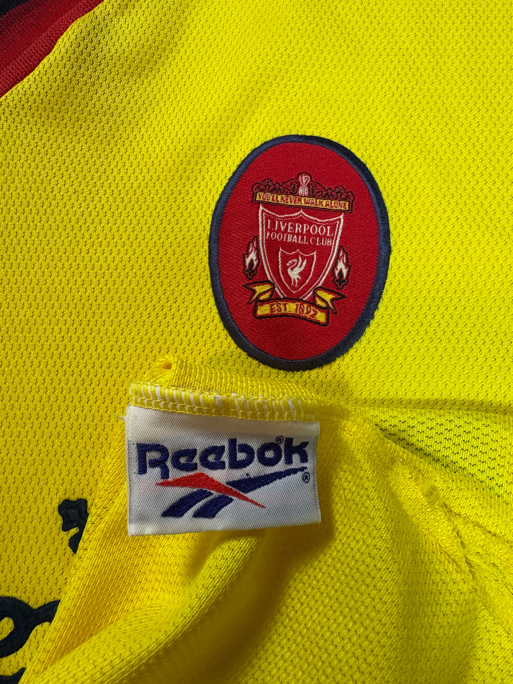 Liverpool 1997/98 Away Reebok Football Shirt Extra Large