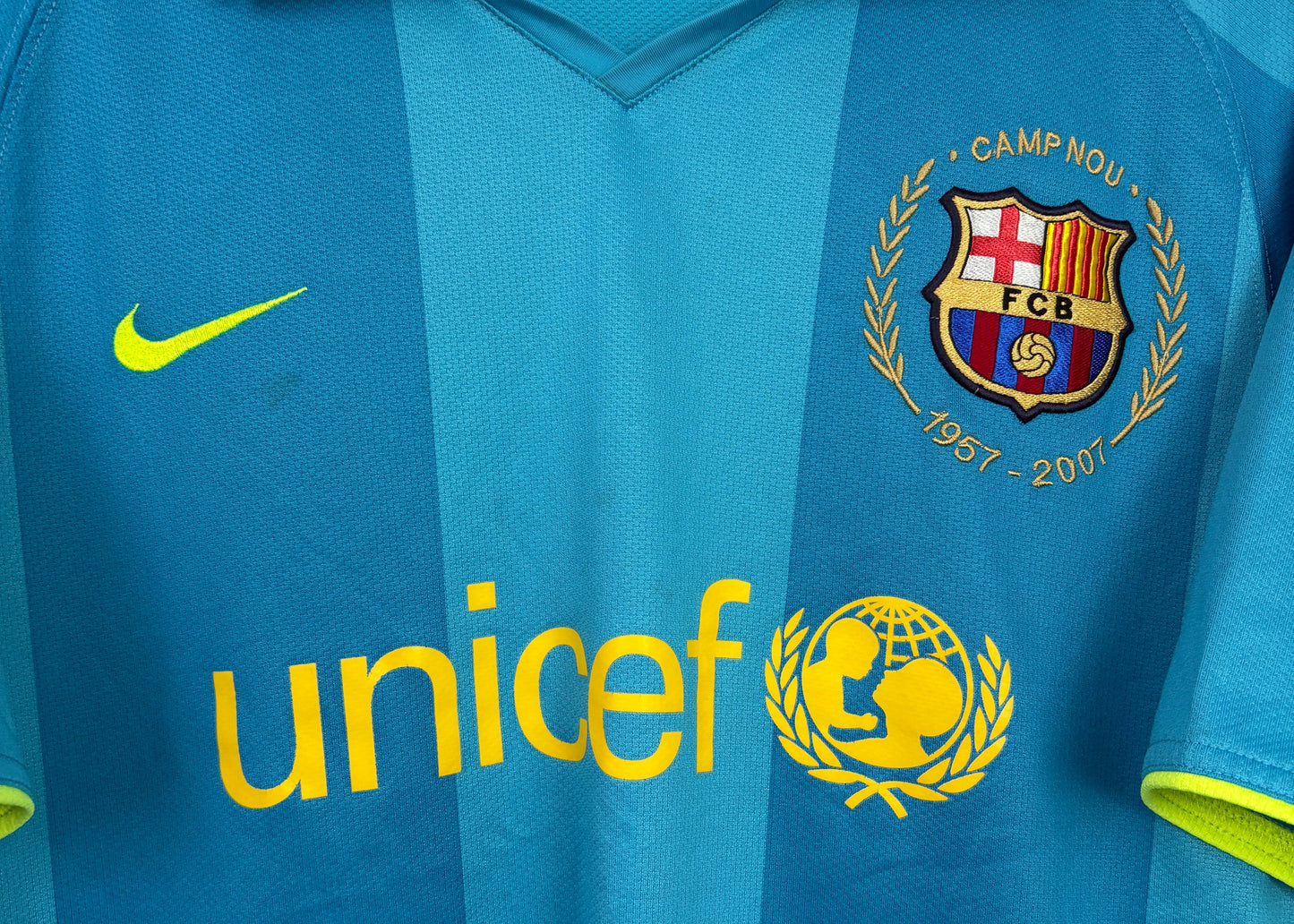 Barcelona 2007/08 Away Nike Football Shirt Medium