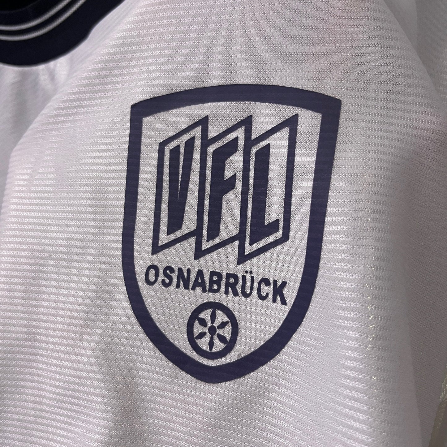 Osnabruck Bundesliga 2	2000/01	Away	Large