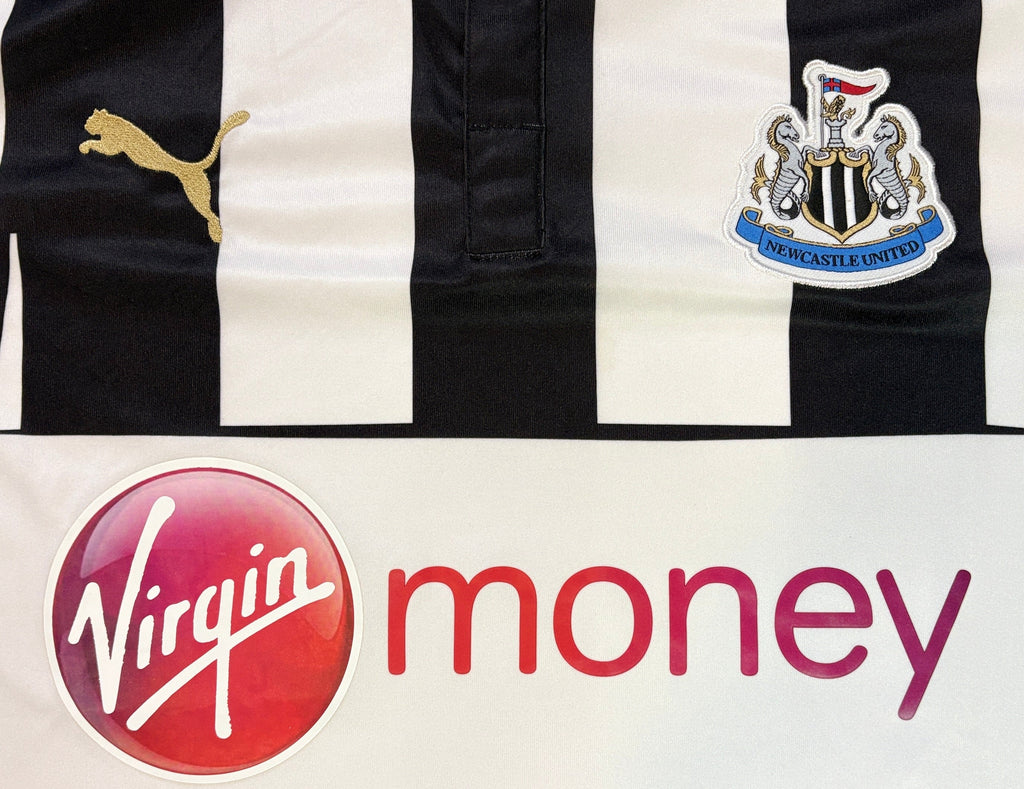 Newcastle United 2012/13 Home Puma Football Shirt Extra Large