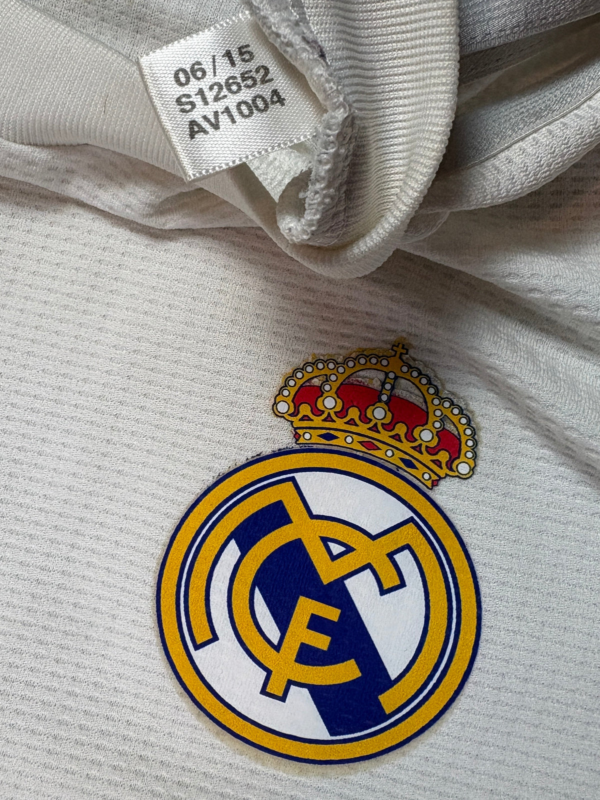 Real Madrid 2015/16 Home Adidas Football Shirt Medium Ronaldo 7