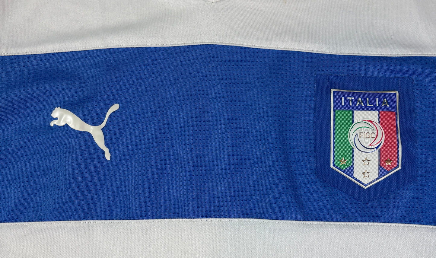 Italy 2013 Away Puma Football Shirt Medium