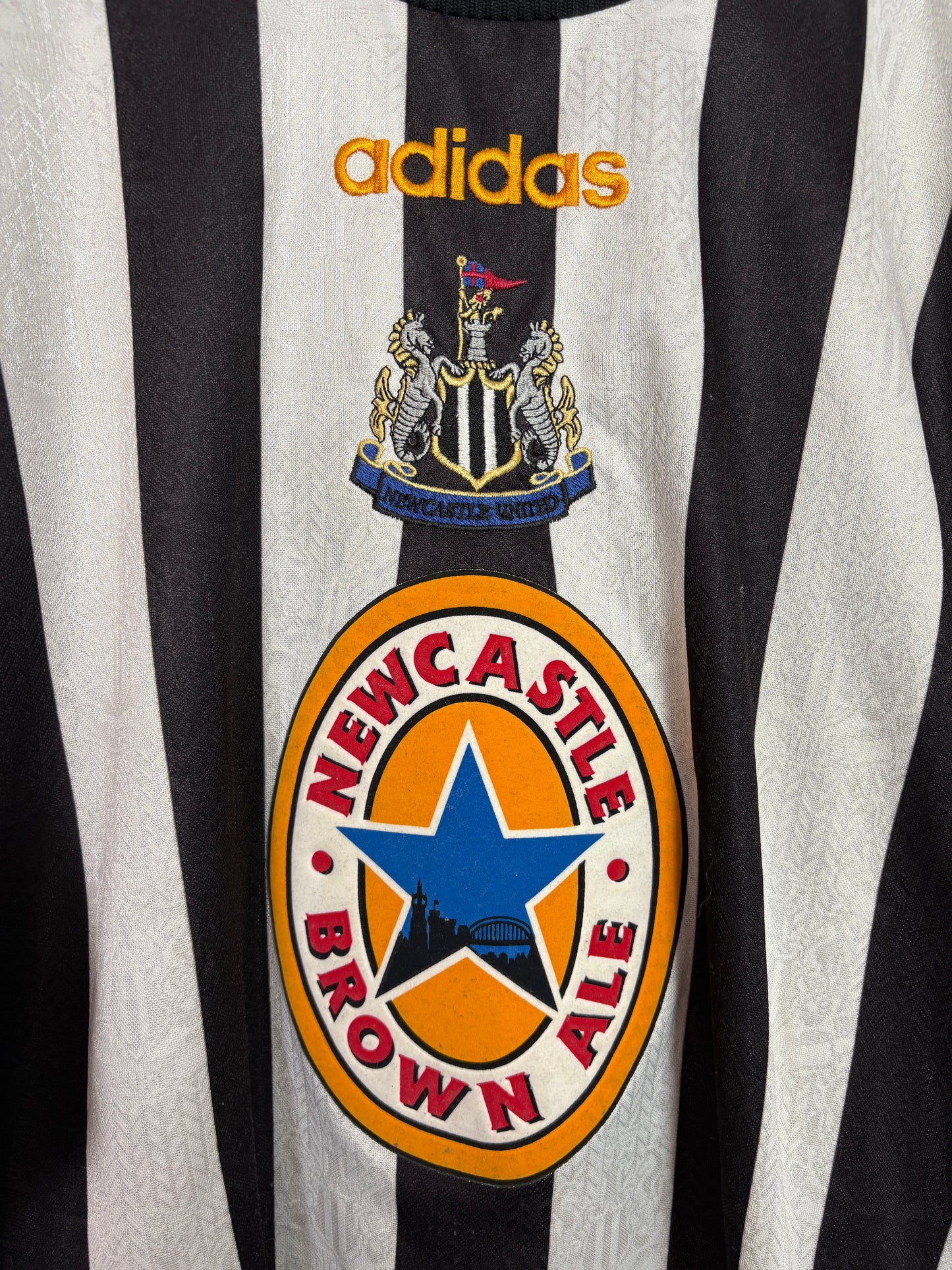 Newcastle United 1998/99 Home Extra Large