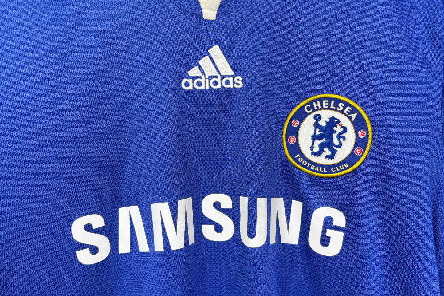 Chelsea 2008/09 Home M Drogba 11