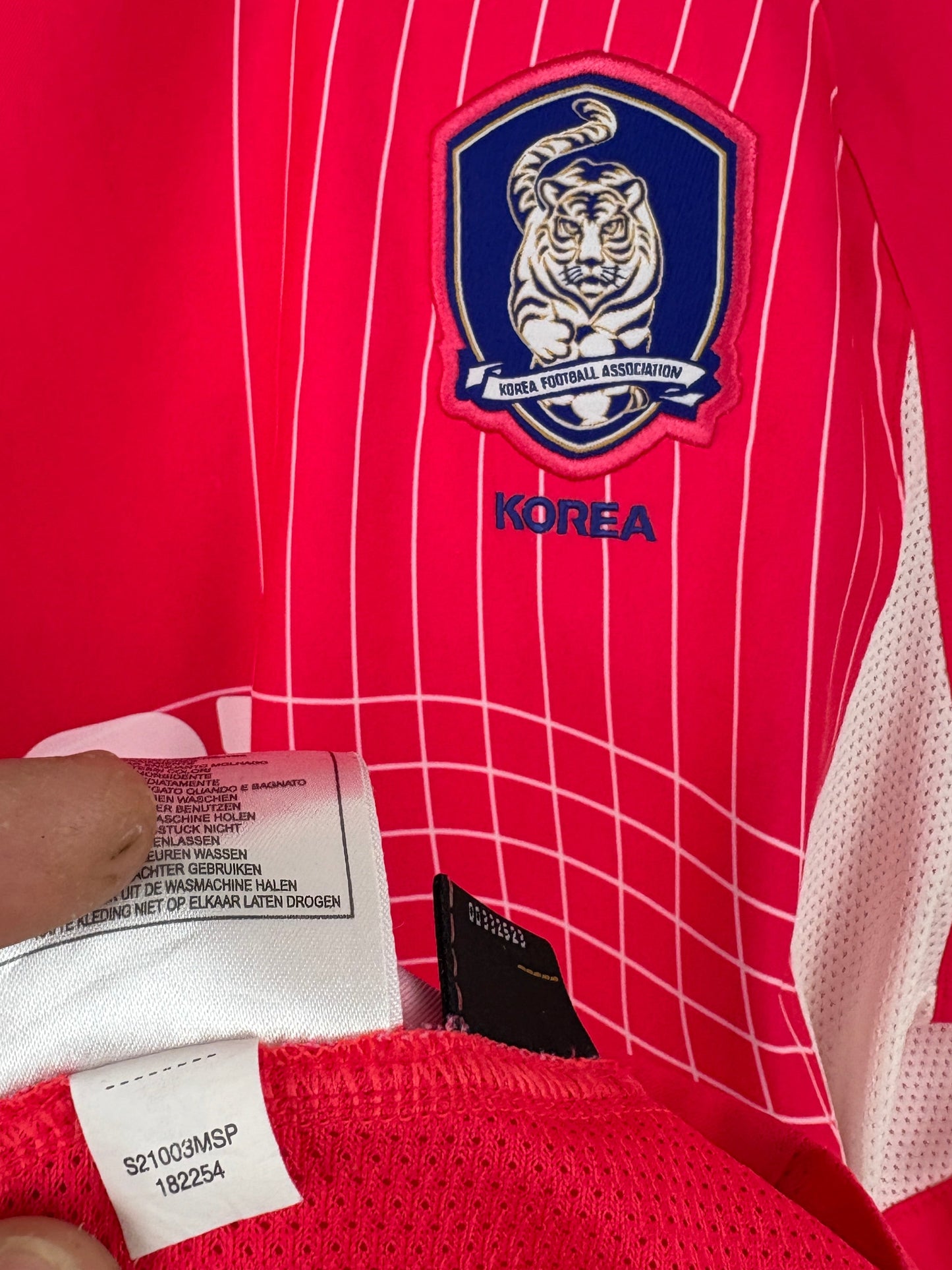 South Korea 2002 Home Nike Football Shirt XL J S Park 21