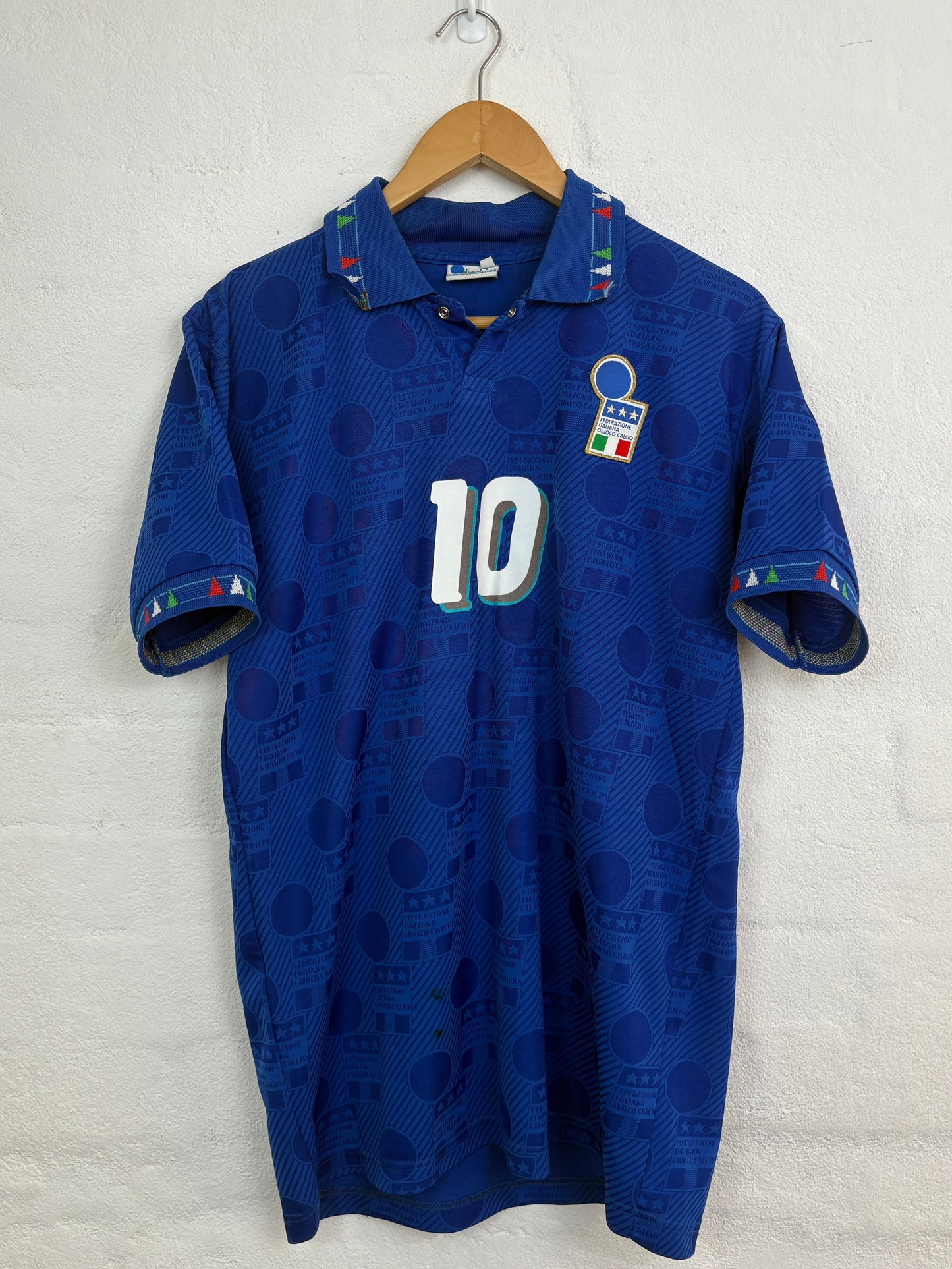 Italy	1994 Home Medium Baggio 10