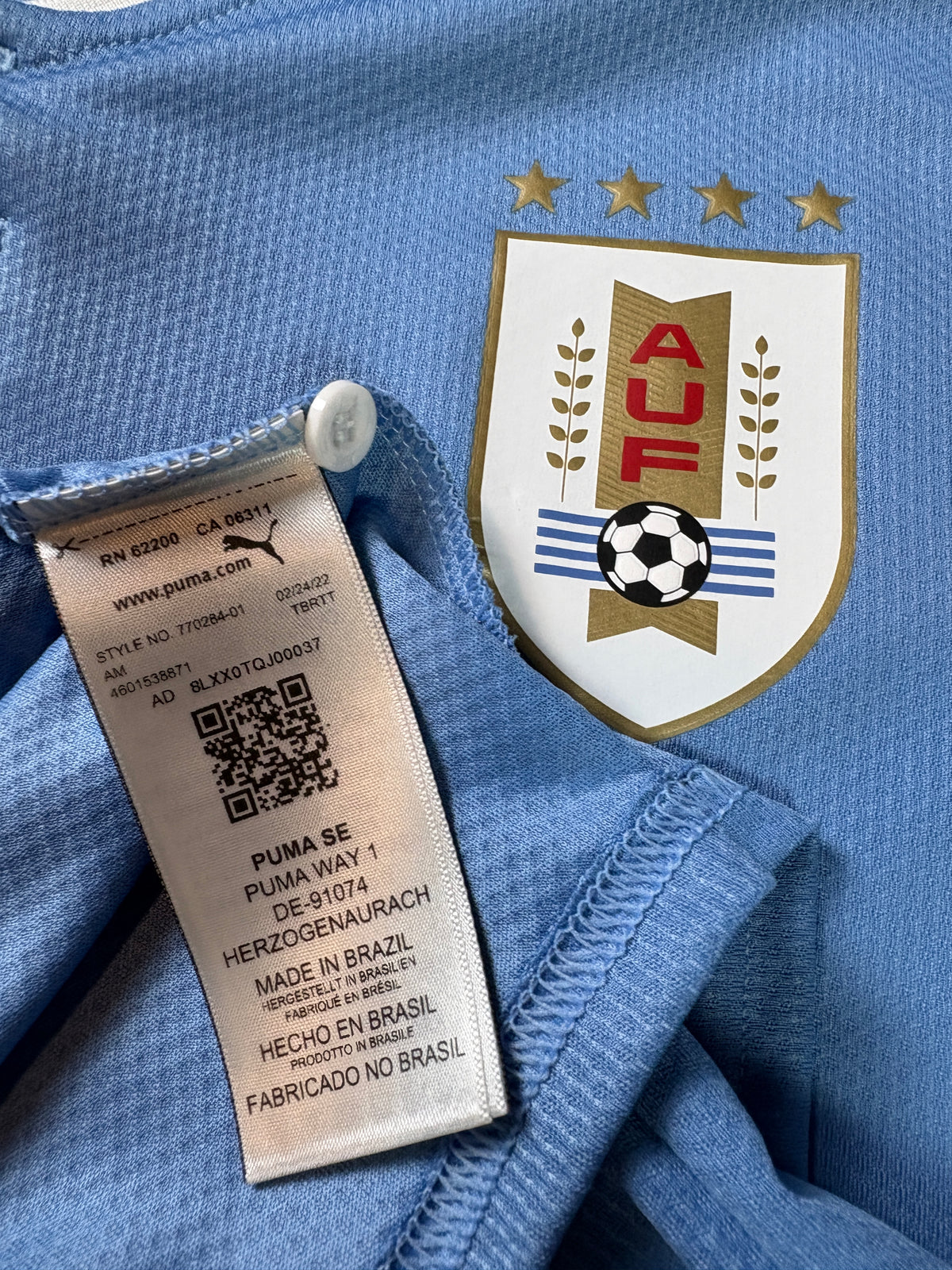 Uruguay 2022 Home Puma Football Shirt Medium Valverde 15